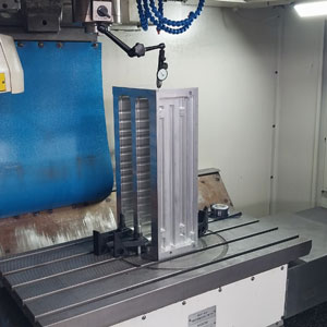 ماشین کاری بلوک آلمینیومی